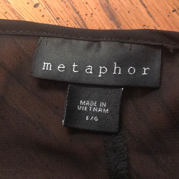 💥SALE💥 🔴2/$10 Metaphor Black Sheer V-Neck Top - Picture 4 of 6